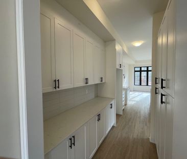 For Lease - 39 De La Roche Drive, Vaughan, Ontario - Photo 5