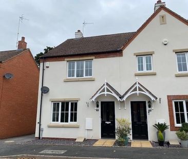 3 bedroom semi-detached house to rent - Photo 1