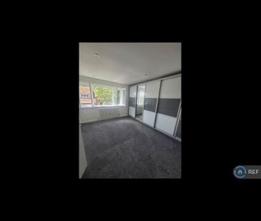 5 bedroom detached house to rent - Photo 5