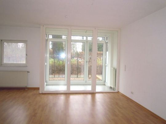 Plantagenstr. 30 E, WE 1.07, sonnige 2-Zimmer-Wohnung mit Wintergarten und EBK - Photo 1