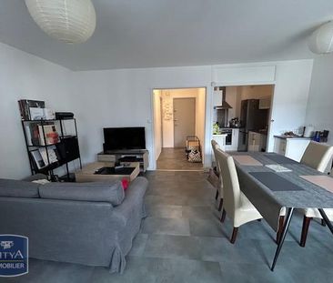 Location Appartement 4 pièces 72m² PERIGUEUX 24000 - Photo 2