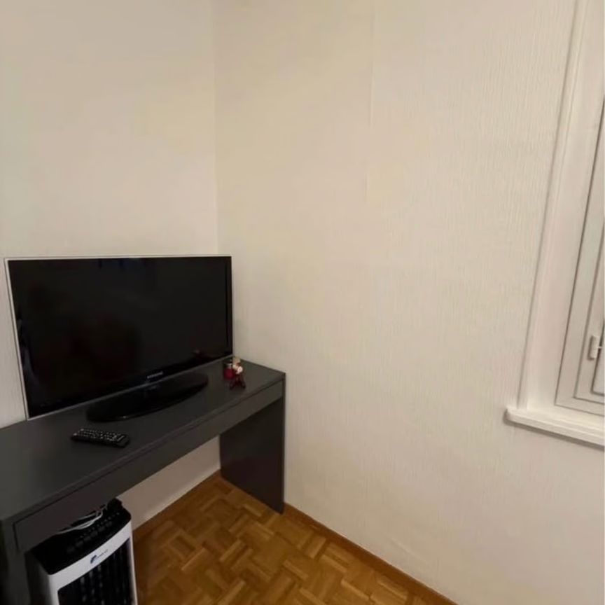 30 m² - Photo 1