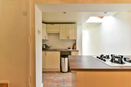 2 bedroom terraced house to rent - Photo 3