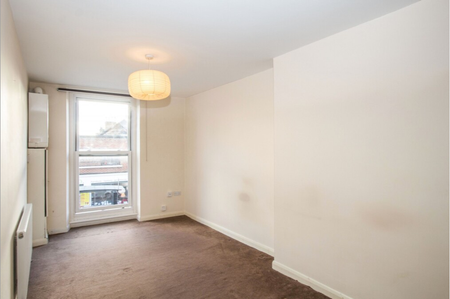 1 bedroom apartment to rent Seamoor Road, Bournemouth, BH4 - Photo 2