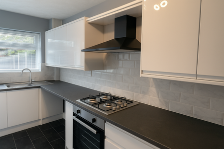 3 bedroom terraced house to rent - Photo 5