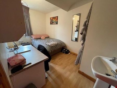 Flat 2-39 Wellesley Avenue, Belfast, BT9 6DG - Photo 2