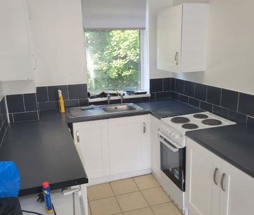 2 Bed Flat, Culworth Court, CV6 - Photo 5