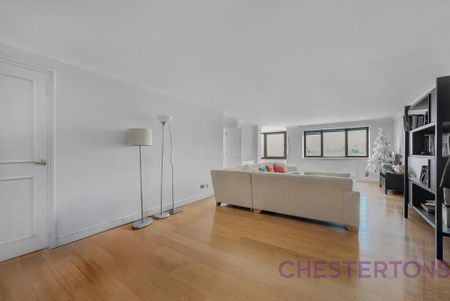 3 bedroom flat to rent - Photo 2