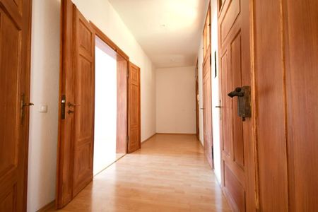 Komfortabel wohnen im Stadtzentrum! - Photo 5