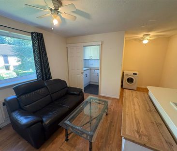 Northcote Road, Ash Vale, Aldershot, Surrey, GU12 - Photo 1