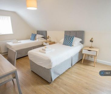 2 bedroom flat to rent - Photo 5