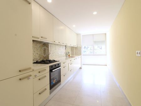 Apartamento T3 em Lisboa - Photo 2