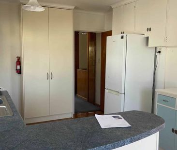 Charming original home - Photo 2