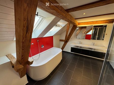 BEFRISTET: Grosszügige 4.5-Zimmer- Hausteil an ruhiger Lage - Photo 5