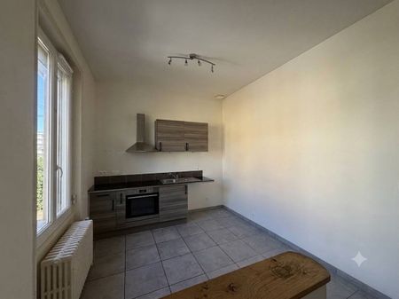 Location Maison 3 pièces 58m² - Photo 2
