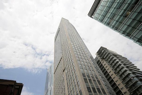 For Lease - 210 Victoria Street Unit# 4009, Toronto, Ontario - Photo 1