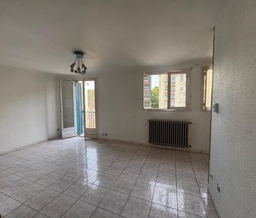 Location Appartement 1 pièce 27m² PERPIGNAN 66000 - Photo 2