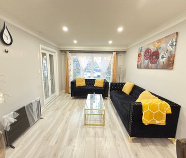 For Lease - 21 Greenwood Crescent, Brampton, Ontario - Photo 3