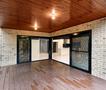 4 Sabina Road, Officer VIC 3809 - House For Rent | Domain - Photo 3