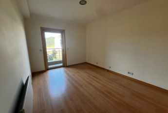 T3 em Esgueira (suite, varandas, cozinha equipada)