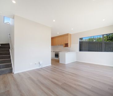 Brand New 3 Bedroom Home - Photo 2