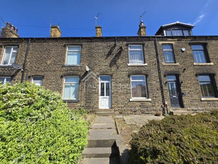 Price £850 pcm - Available Now - Unfurnished - Photo 2