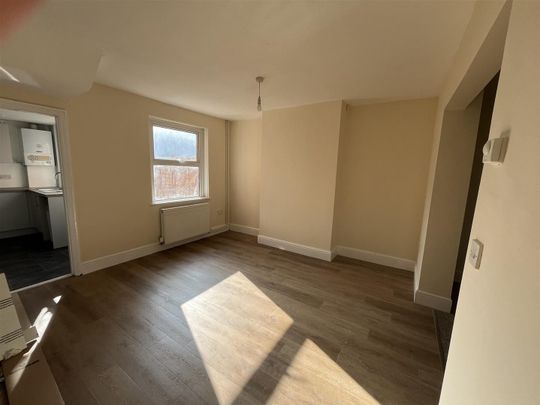 Holly Terrace, Fore Street, Chard - Photo 1