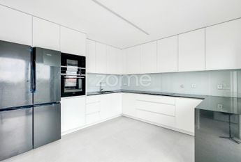 Apartamento T4 em Porto