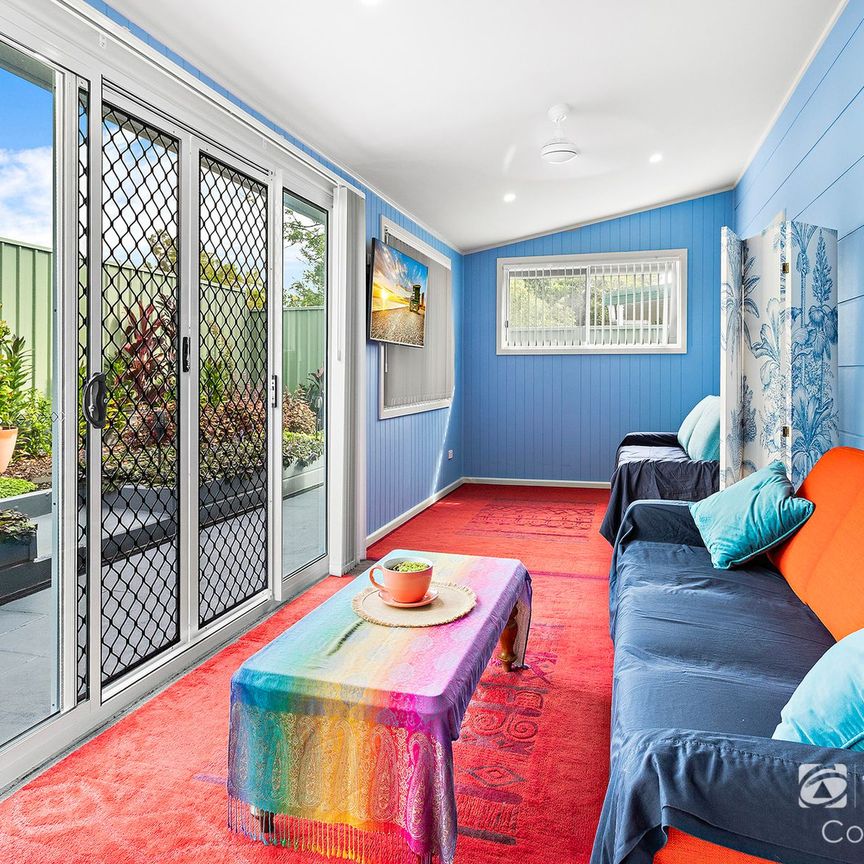 Fully Furnished 2-Bedroom Granny Flat - Peaceful & Convenient Living - Photo 1