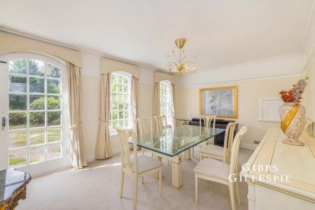 6 bedroom detached house to rent - Photo 4