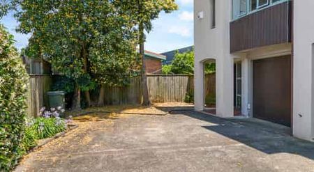 Comfortable and convenient - Photo 2