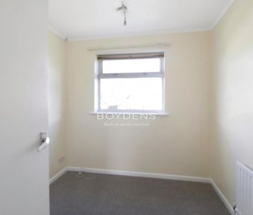 3 bedroom detached house to rent - Photo 4