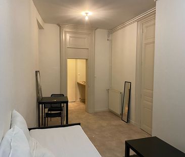 Location Appartement 1 pièce 18m² - Photo 2