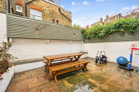 5 bedroom terraced house to rent - Photo 5