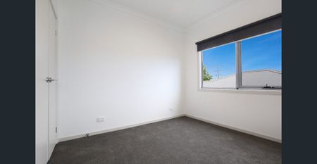 Modern Two-Bedroom Unit in Fairfield - Photo 4