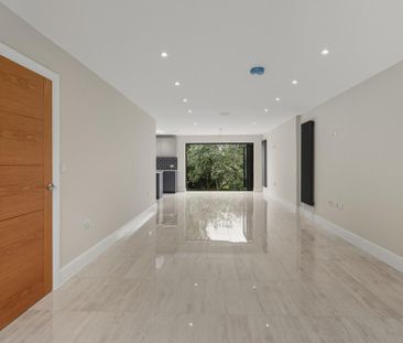 5 bedroom detached house to rent - Photo 1