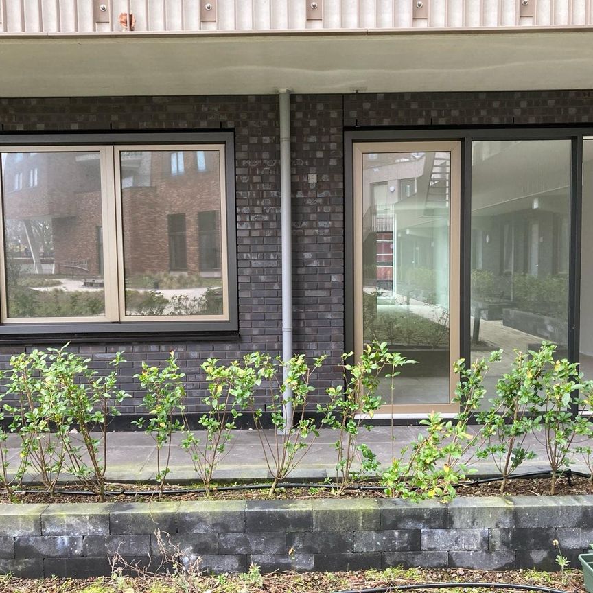 Te huur: Jacob Israel De Haanstraat 170 - Photo 1