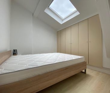 Location Appartement 3 pièces 61m² BORDEAUX 33000 - Photo 3