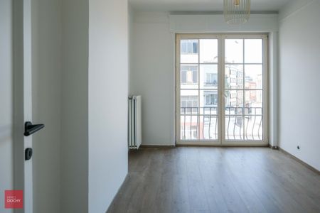 Ruim vernieuwd appartement centrum Kortrijk - Foto 4