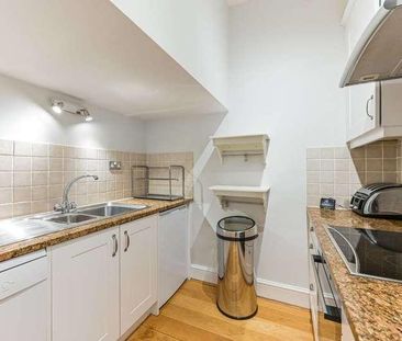 St Georges Drive, Pimlico, SW1V - Photo 6