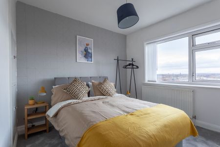 Oldroyd Crescent - Photo 2