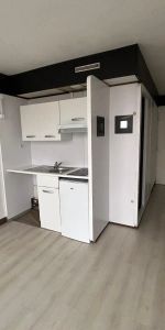 Appartement à louer 1 pièce 27.5m² - Photo 3