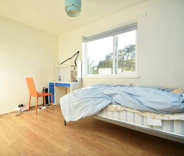 Gray Avenue, Framwellgate Moor, DH1 - Photo 2