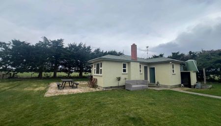 2 Bedroom Farm cottage - Photo 2