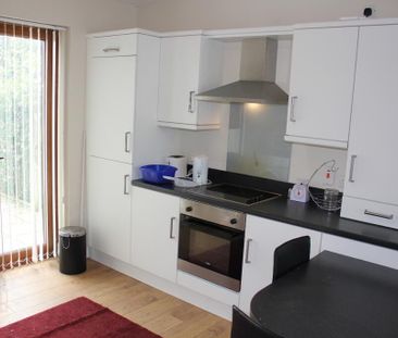 8 Enfield Street (STUDENT LET), Portstewart, BT55 7AL - Photo 6