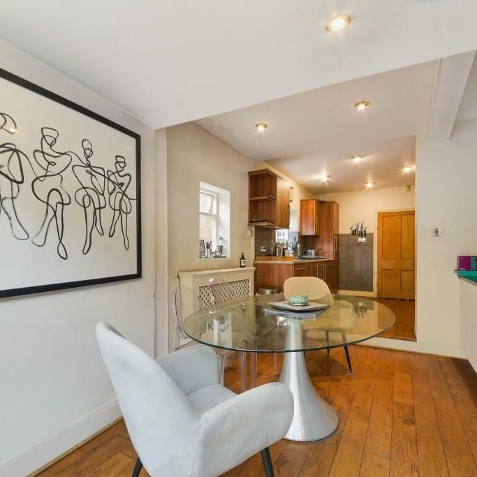 Room in a Shared House, Aslett Street, SW18 - Photo 1