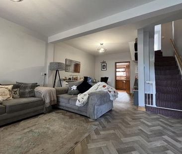 100 Balfour Avenue, Belfast, BT7 2EW - Photo 2