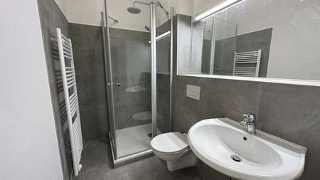 TOP Whg. / MODERN / neues Laminat / Bad mit Dusche - Foto 2