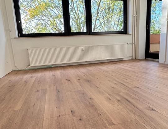 Exklusive und frisch renovierte 2-Zimmer-Wohnung in EMPELDE - Foto 1