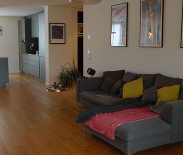 APPARTEMENT DE 3 PIÈCES À ZURICH, MEUBLÉ, TEMPORAIRE - Foto 1